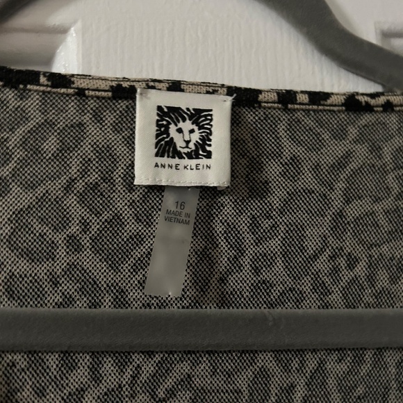 Anne Klein Wrap Dress - Picture 3 of 3